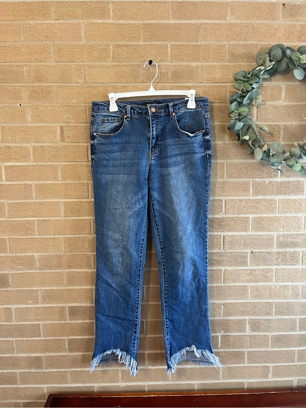 Black Label Distressed Hem Cropped Straight Jeans - Blue